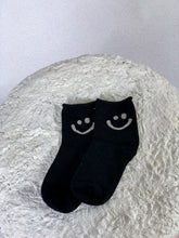 Load image into Gallery viewer, Neutral Smiley Socks