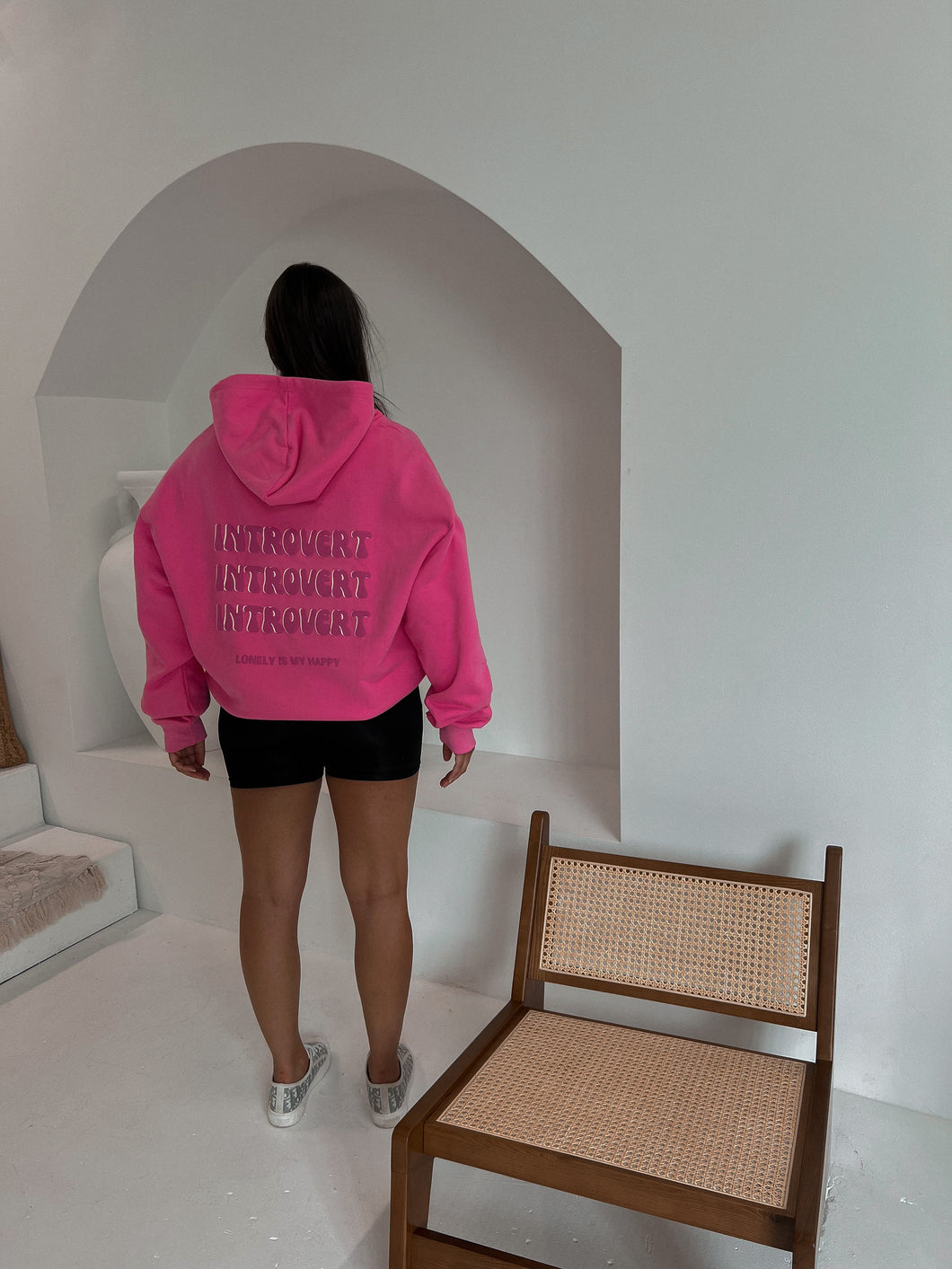 INTROVERT HOODIE - LIMITED-EDITION FUCHSIA